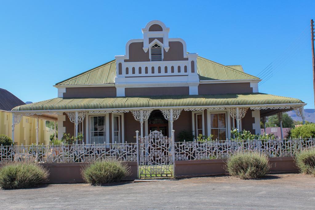Carmel Villa B&B Or Self-Catering Calvinia ภายนอก รูปภาพ