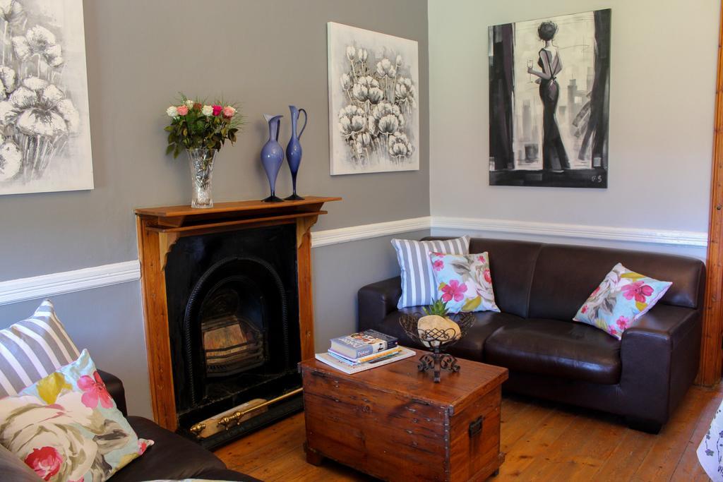 Carmel Villa B&B Or Self-Catering Calvinia ภายนอก รูปภาพ